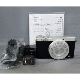 美品 Ｆ１．8レンズ搭載コンデジ　WiFi・ｺﾝﾄﾛｰﾙﾘﾝｸﾞ搭載(コンパクトデジタルカメラ)