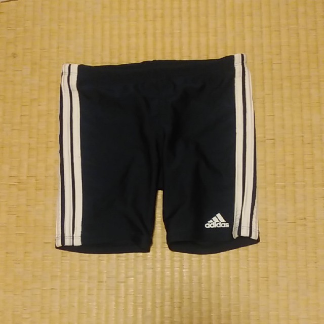 adidas(アディダス)のスクール水着 150 男子 adidas キッズ/ベビー/マタニティのキッズ服男の子用(90cm~)(水着)の商品写真