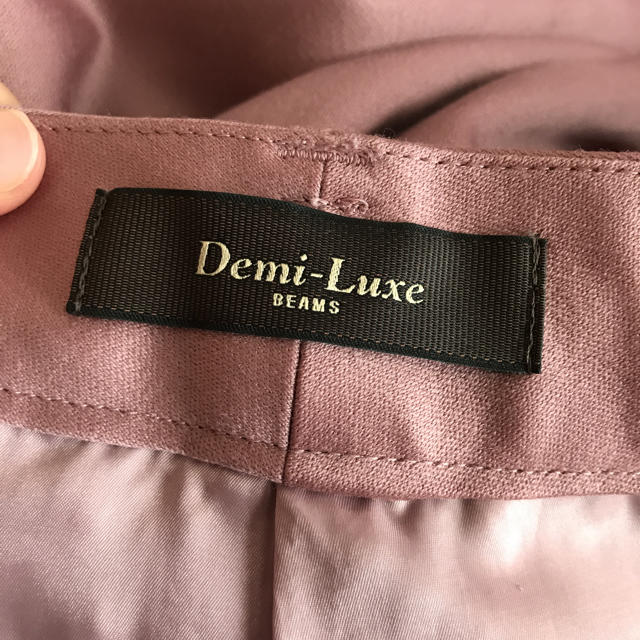 Demi-Luxe BEAMS(デミルクスビームス)のDemi-Luxe BEAMS センタープリーツカジュアルパンツ レディースのパンツ(カジュアルパンツ)の商品写真