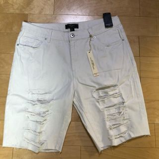 フォーエバートゥエンティーワン(FOREVER 21)の夏にピッタリ^ - ^ ハーフパンツ ショートパンツ ダメージデニム 白(ショートパンツ)