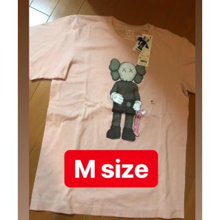 ユニクロ(UNIQLO)のUNIQLO kaws Tシャツ(Tシャツ/カットソー(半袖/袖なし))