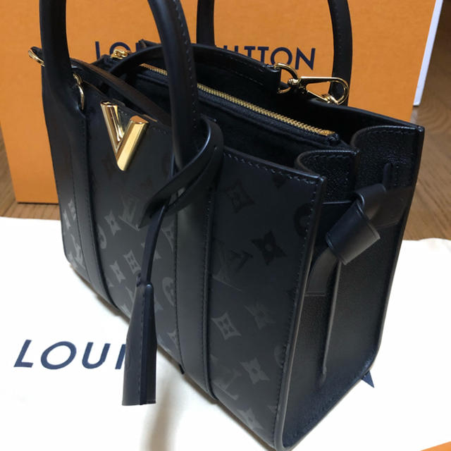 LOUIS VUITTON(ルイヴィトン)の2019 ヴィトン M53648 BB 2WAYモノグラム  レディースのバッグ(ショルダーバッグ)の商品写真