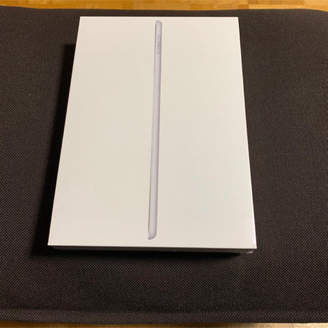 タブレット☆新品☆ Apple iPad 2018 第６世代 Wi-Fi32GB シルバー