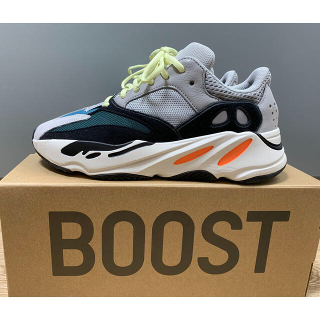 YEEZY BOOST 700 OG Wave Runner