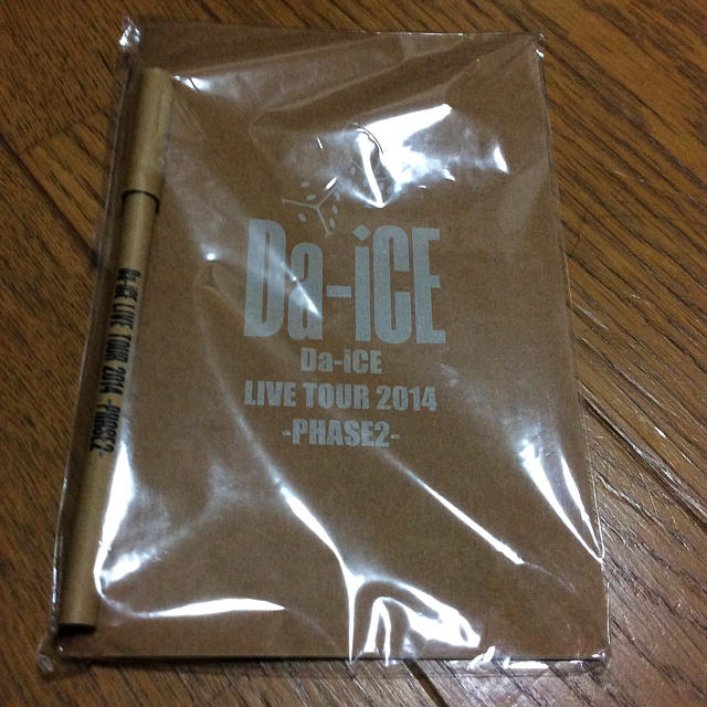 DICE(ダイス)のDa-iCE  グッズ  ノート&ペン エンタメ/ホビーのタレントグッズ(ミュージシャン)の商品写真