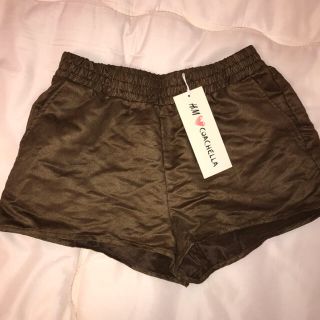 エイチアンドエム(H&M)のショーパン(ショートパンツ)