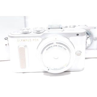 オリンパス(OLYMPUS)の❤️女性に大人気❤️OLYMPUS PEN E-PL8 大人気のホワイト♫(その他)