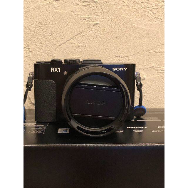 最新コレックション SONY - sony ソニー RX1 DSC-RX1 LH-LHP1 コンパクトデジタルカメラ