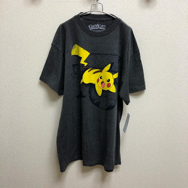 ポケモン(ポケモン)のアメリカ購入 未使用 PoKeMon ポケットモンスター ピカチュー Ｔ M メンズのトップス(Tシャツ/カットソー(半袖/袖なし))の商品写真