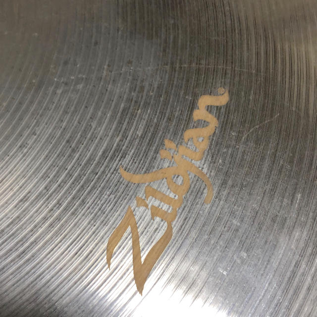 【最終値下げ】Zildjan ZXTチタニウム MediumRide 20インチ 楽器のドラム(シンバル)の商品写真