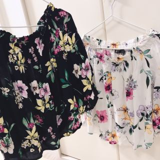 ベルシュカ(Bershka)のBershka 花柄 オフショルダー トップス 2点セット(カットソー(半袖/袖なし))