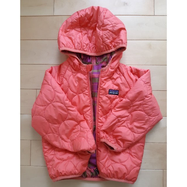 patagonia(パタゴニア)のpatagonia キッズアウター キッズ/ベビー/マタニティのキッズ服女の子用(90cm~)(ジャケット/上着)の商品写真