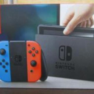 ニンテンドースイッチ(Nintendo Switch)のニンテンドースイッチ ブルー＆レッド(家庭用ゲーム機本体)