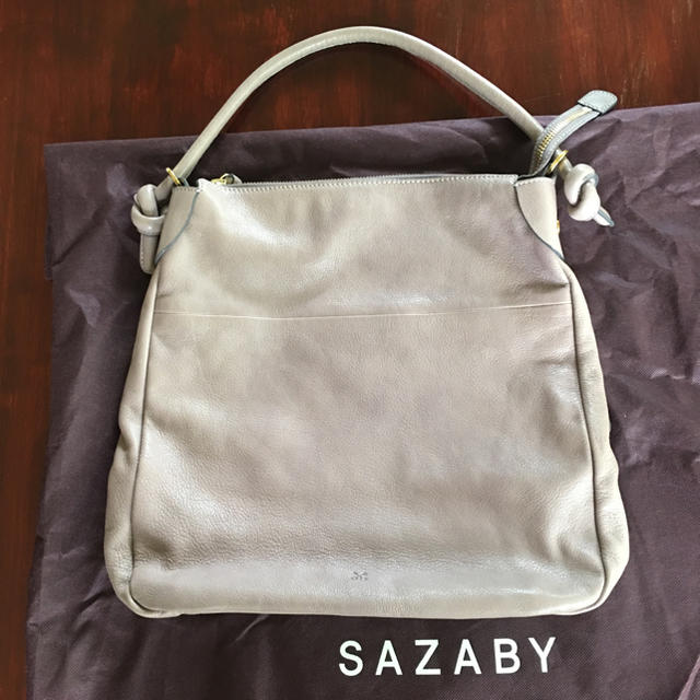 SAZABY(サザビー)の本日14時まで値下げ  サザビー  ショルダーバッグ 美品 レディースのバッグ(ショルダーバッグ)の商品写真