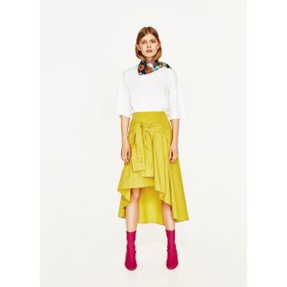 ザラ(ZARA)のザラ イエロー スカート(ひざ丈スカート)