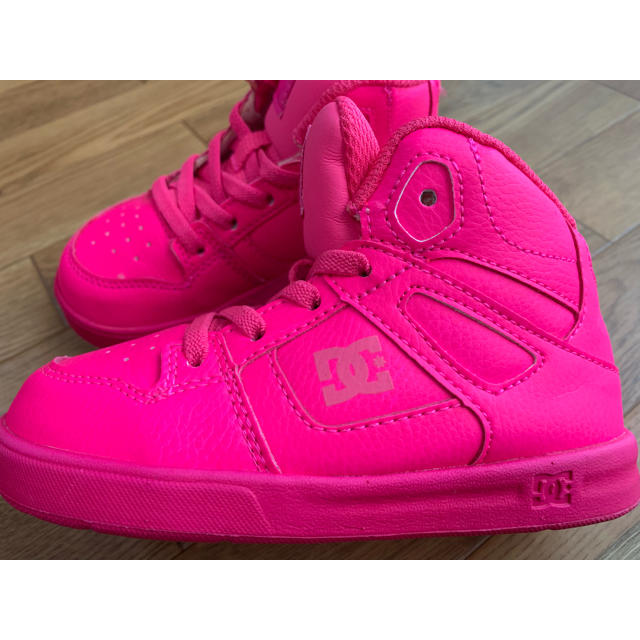 DC SHOE(ディーシーシュー)のJUN様専用 DC kids スニーカー 15cm キッズ/ベビー/マタニティのキッズ靴/シューズ(15cm~)(スニーカー)の商品写真