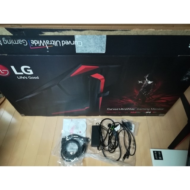 ウルトラワイドモニター　LG34uc79g-b