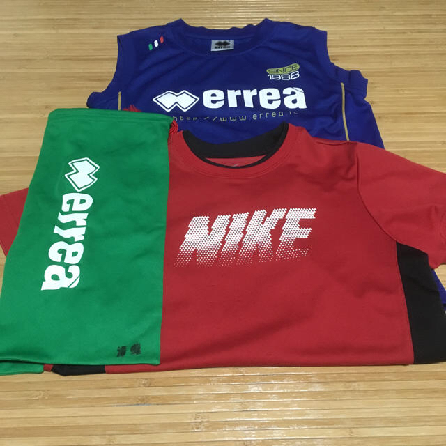 NIKE(ナイキ)の男の子 おまとめ 140 3点 NIKE サッカー キッズ/ベビー/マタニティのキッズ服男の子用(90cm~)(Tシャツ/カットソー)の商品写真