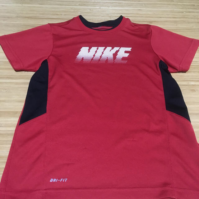 NIKE(ナイキ)の男の子 おまとめ 140 3点 NIKE サッカー キッズ/ベビー/マタニティのキッズ服男の子用(90cm~)(Tシャツ/カットソー)の商品写真