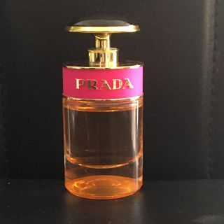 プラダ(PRADA)のPRADA CANDY オーデパルファム30ml プラダ(香水(女性用))