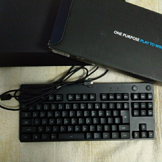 テンキーレス ゲーミングキーボード Logicool G-PKB-001 スマホ/家電/カメラのPC/タブレット(PC周辺機器)の商品写真