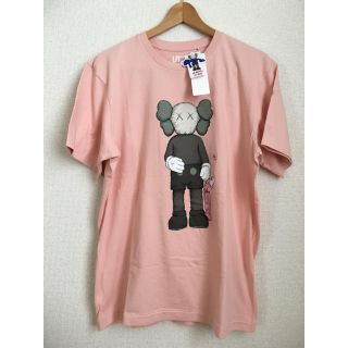 ユニクロ(UNIQLO)の【新品未使用】XLサイズ KAWS × UT ユニクロ カウズ Tシャツ(Tシャツ/カットソー(半袖/袖なし))