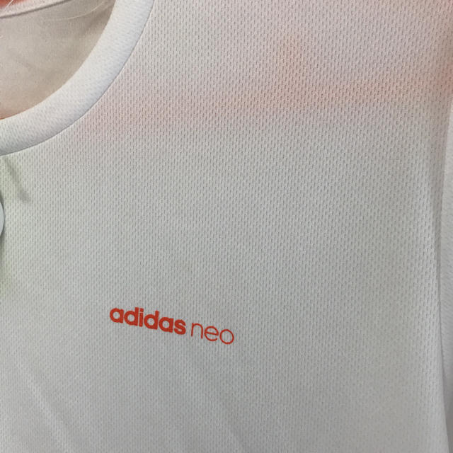 adidas(アディダス)のadidas neo  Tシャツ   M メンズのトップス(Tシャツ/カットソー(半袖/袖なし))の商品写真