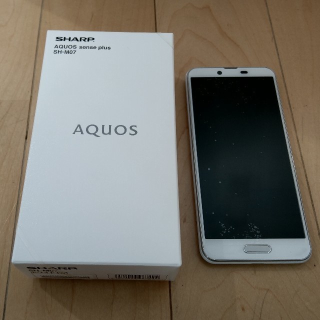 【ケース付】AQUOS sense plus SH-M07【本体】