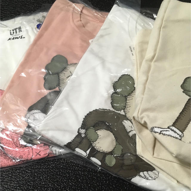 kaws×UNIQLO XLサイズ 4種セット