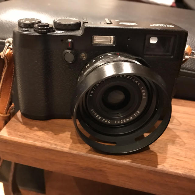 FUJIFILM 富士フイルム X100T ブラックデジタル一眼