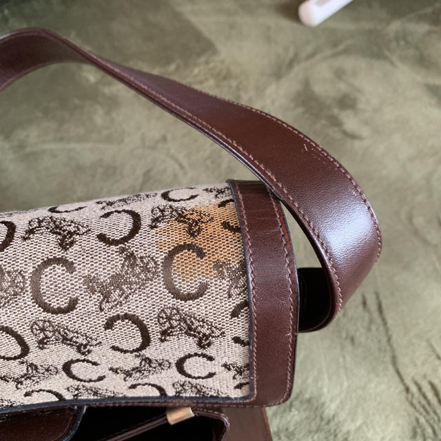 celine(セリーヌ)のセリーヌ  sérine ショルダーバッグ 馬車金具 レディースのバッグ(ショルダーバッグ)の商品写真