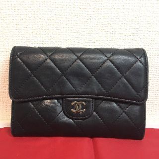 シャネル(CHANEL)のシャネル　マトラッセ　ラムスキン　折財布(財布)