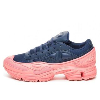 ラフシモンズ(RAF SIMONS)のラフシモンズ x アディダス OZWEEGO 紺 RAF SIMONS(スニーカー)