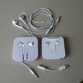 アップル(Apple)のapple 純正イヤホン+変換コネクタ(ヘッドフォン/イヤフォン)