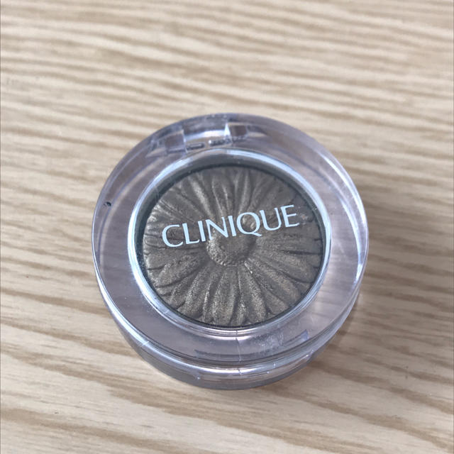 CLINIQUE(クリニーク)のCLINIQUE アイシャドウ コスメ/美容のベースメイク/化粧品(アイシャドウ)の商品写真