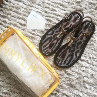 ジミーチュウ(JIMMY CHOO)の未使用！破格！ジミーチュウ♡ラバー サンダル ゴールド ビーチ ストラップ(サンダル)