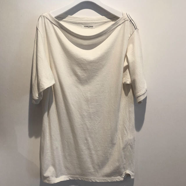 fumika_uchida neck over TEE