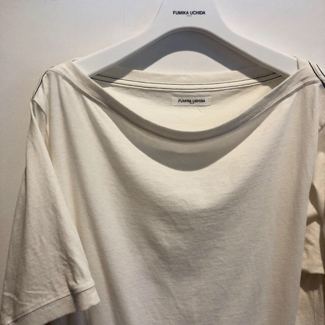 fumika_uchida neck over TEE