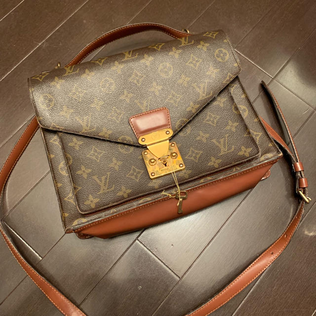 バッグルイヴィトン LV ハンドバッグ