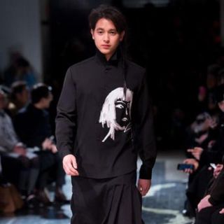 ヨウジヤマモト(Yohji Yamamoto)のyohji yamamoto16aw 宮沢りえ(シャツ)