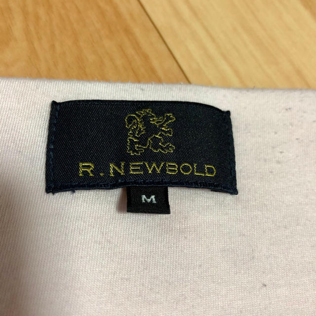 R.NEWBOLD(アールニューボールド)のR.NEWBOLD  Tシャツ ピンク メンズのトップス(Tシャツ/カットソー(半袖/袖なし))の商品写真