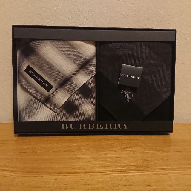 BURBERRY(バーバリー)のバーバリー ハンカチ メンズのファッション小物(ハンカチ/ポケットチーフ)の商品写真