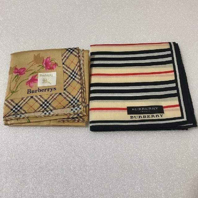 BURBERRY(バーバリー)のバーバリーハンカチ 2枚セット レディースのファッション小物(ハンカチ)の商品写真