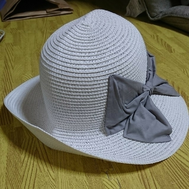 【新品未使用品】麦わら帽子　レディース　Mサイズ レディースの帽子(麦わら帽子/ストローハット)の商品写真