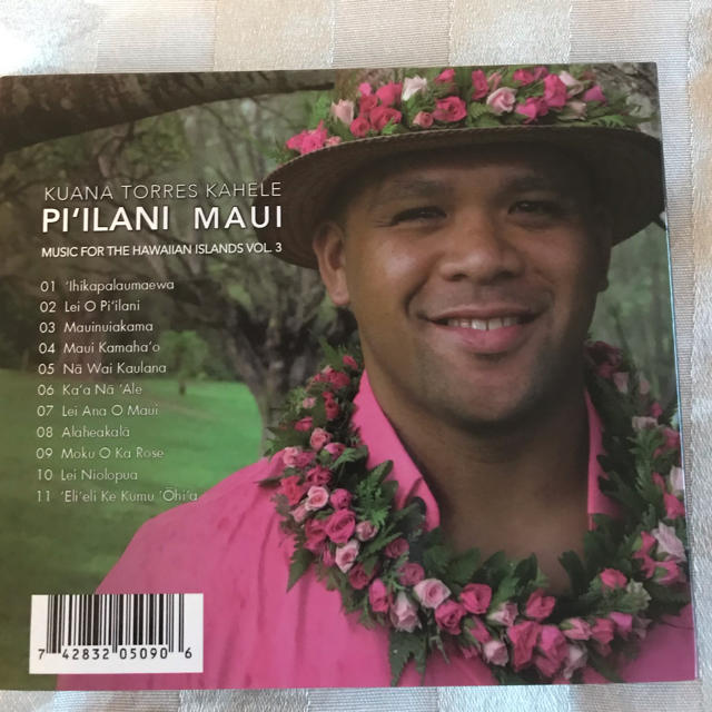 【サイン入りCD】クアナ・トレス Pi'ilani, Maui エンタメ/ホビーのCD(ワールドミュージック)の商品写真