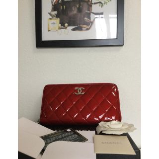 シャネル(CHANEL)の【CHANEL】パテントブリリアントラウンドファスナー長財布❤️美品(財布)