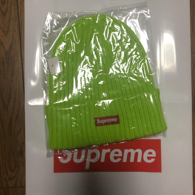 Supreme(シュプリーム)のSupreme Overdyed Beanie Lime ライム メンズの帽子(ニット帽/ビーニー)の商品写真