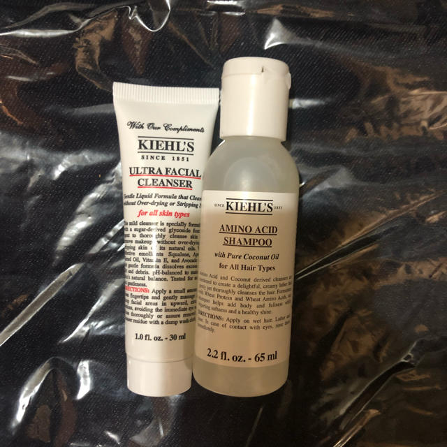 Kiehl's(キールズ)のKIEHL'S トートバック等 未使用 コスメ/美容のキット/セット(サンプル/トライアルキット)の商品写真