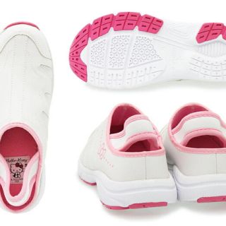 新品☆HELLO KITTYナースシューズ S(サンダル)