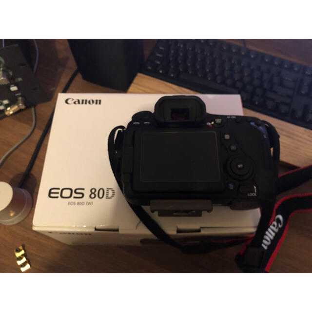Canon Canon EOS 80Dの通販 by さん's shop｜キヤノンならラクマ - デジタル一眼レフカメラ 在庫限定品